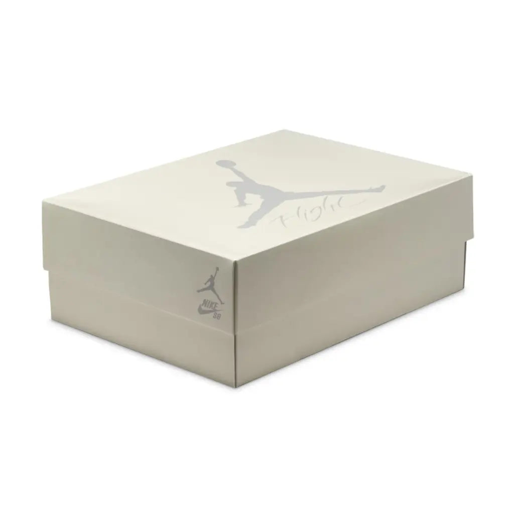 Air Jordan 4 SB 'Navy' — view 5