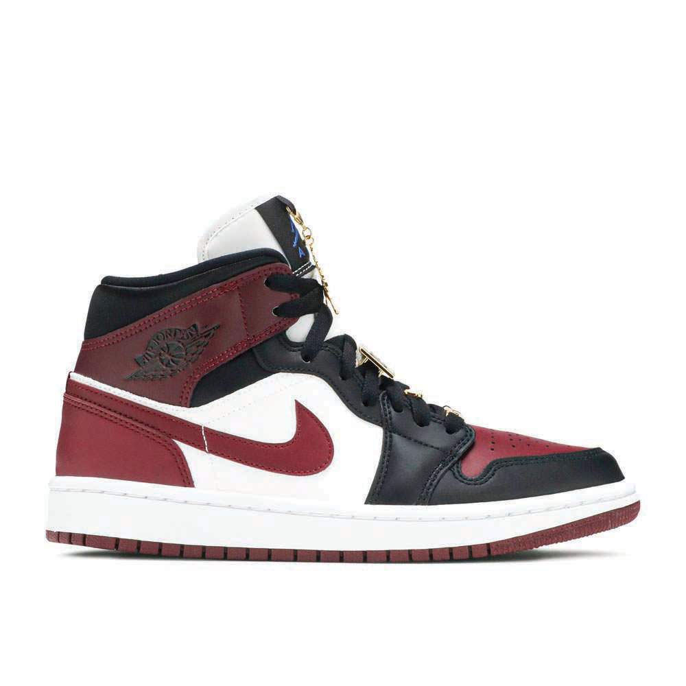 Air Jordan 1 Mid SE ¡®Gold Pendants¡¯ Everlasting Sneaker — view 1