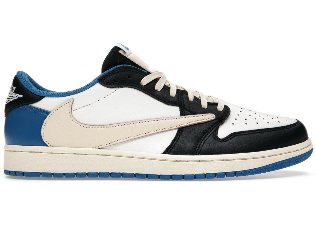 TraviScott x Jordan 1 Low OG SP — view 4