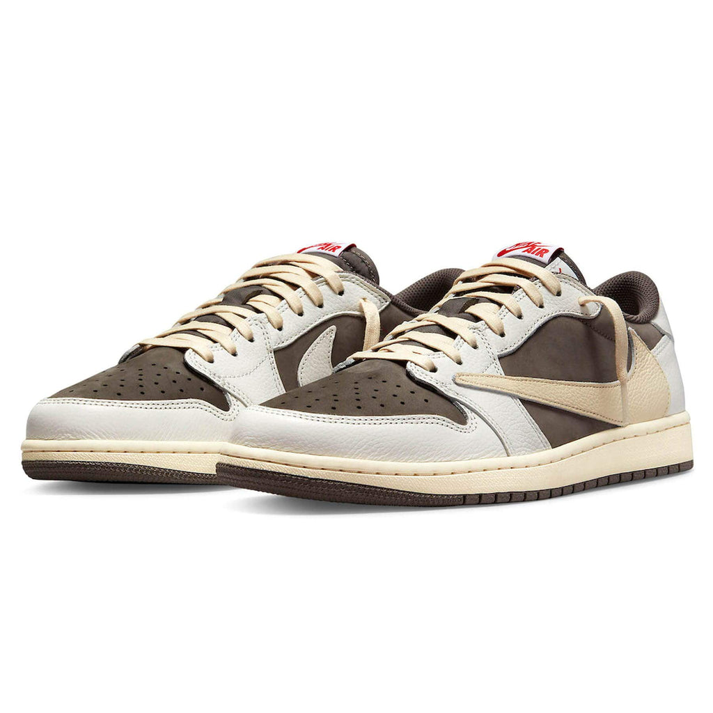 Air Jordan 1 Low x Travis Scott 'Reverse Mocha' — view 2