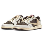 Air Jordan 1 Low x Travis Scott 'Reverse Mocha' — view 2