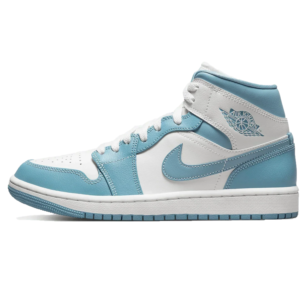 Air Jordan 1 Mid 'UNC University Blue' (2022) — view 1