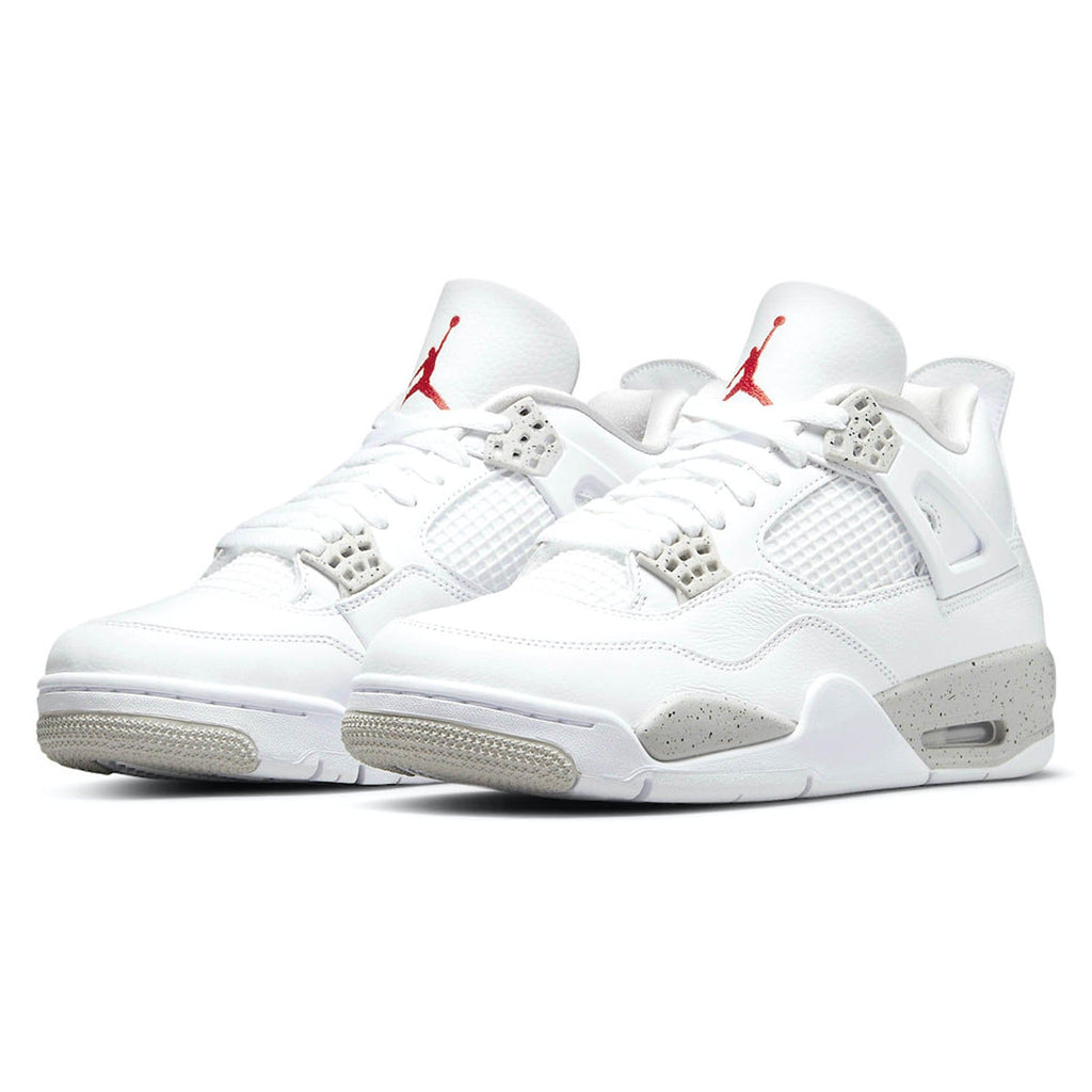 Air Jordan 4 'White Oreo' — view 2