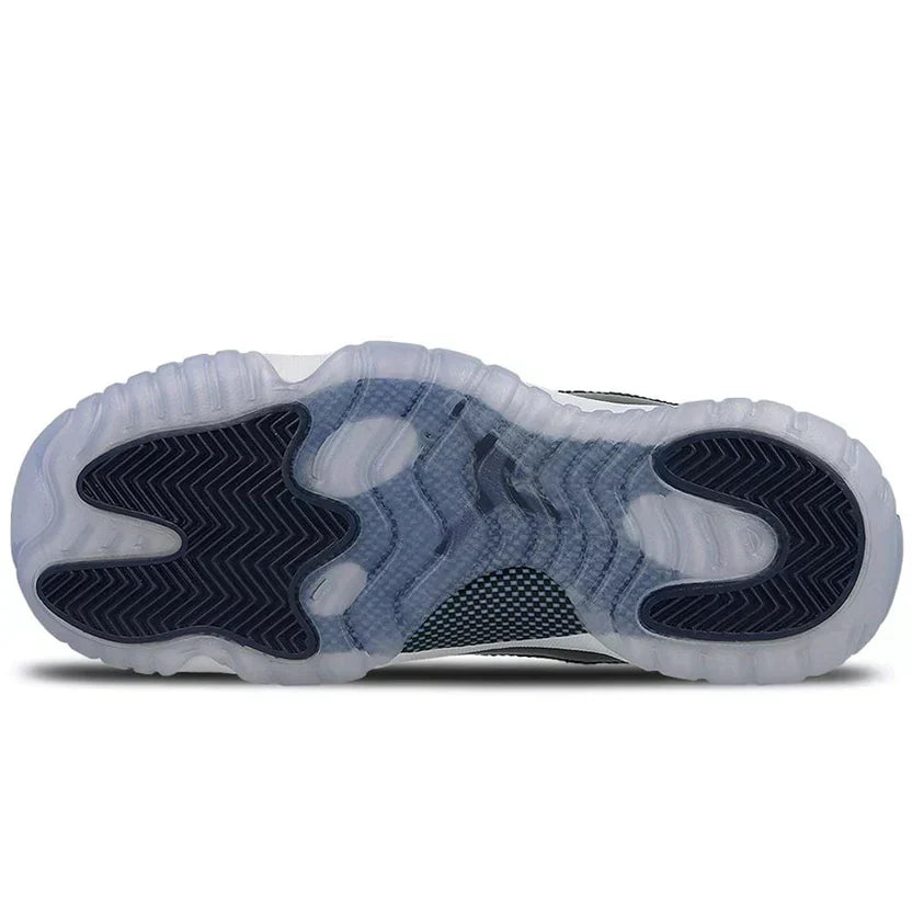 Air Jordan 11 'UNC Win Like 82' — view 5