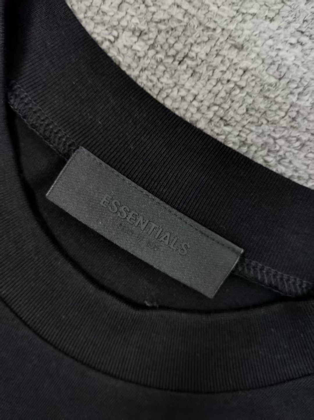 Fear of God ESSENTIALS T-Shirt — view 9