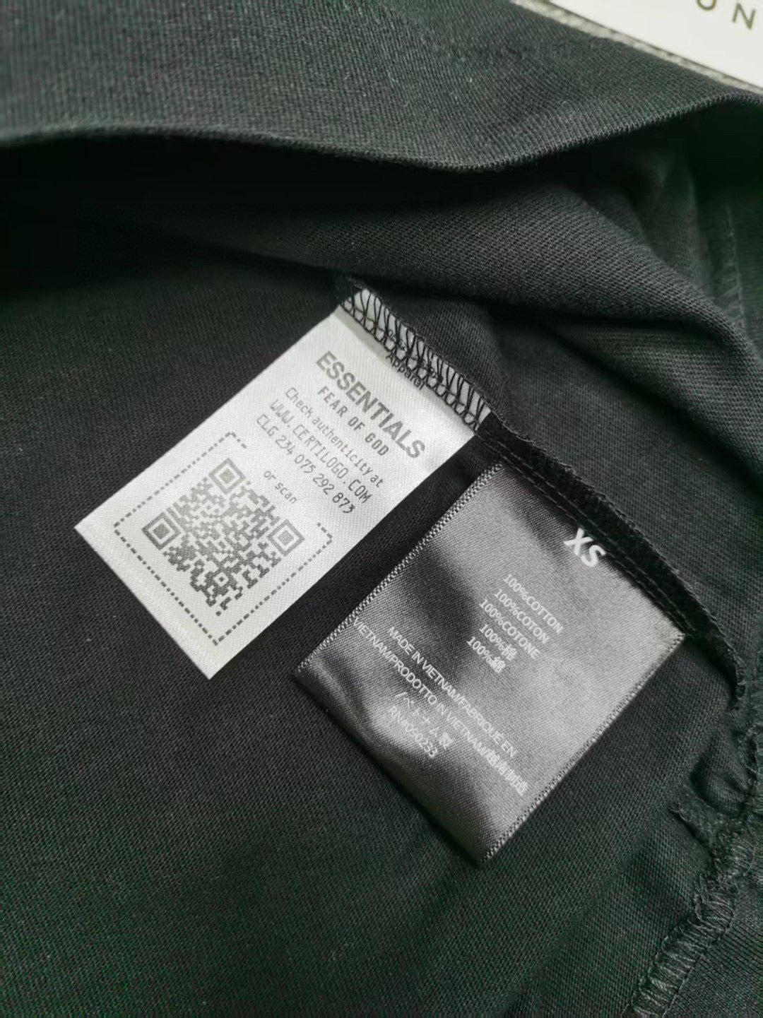 Fear of God ESSENTIALS T-Shirt — view 10