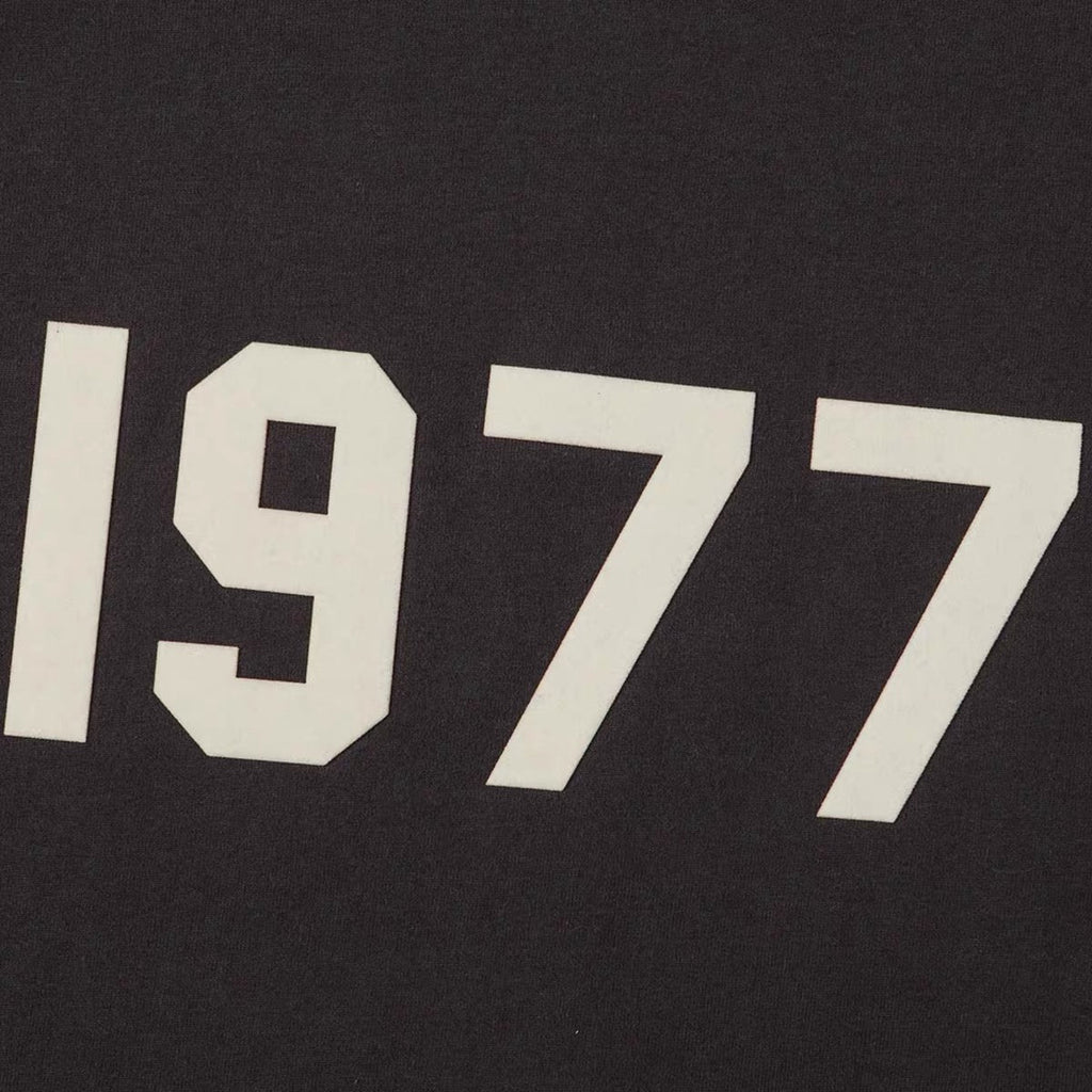 Fear of God ESSENTIALS T-Shirt — view 9