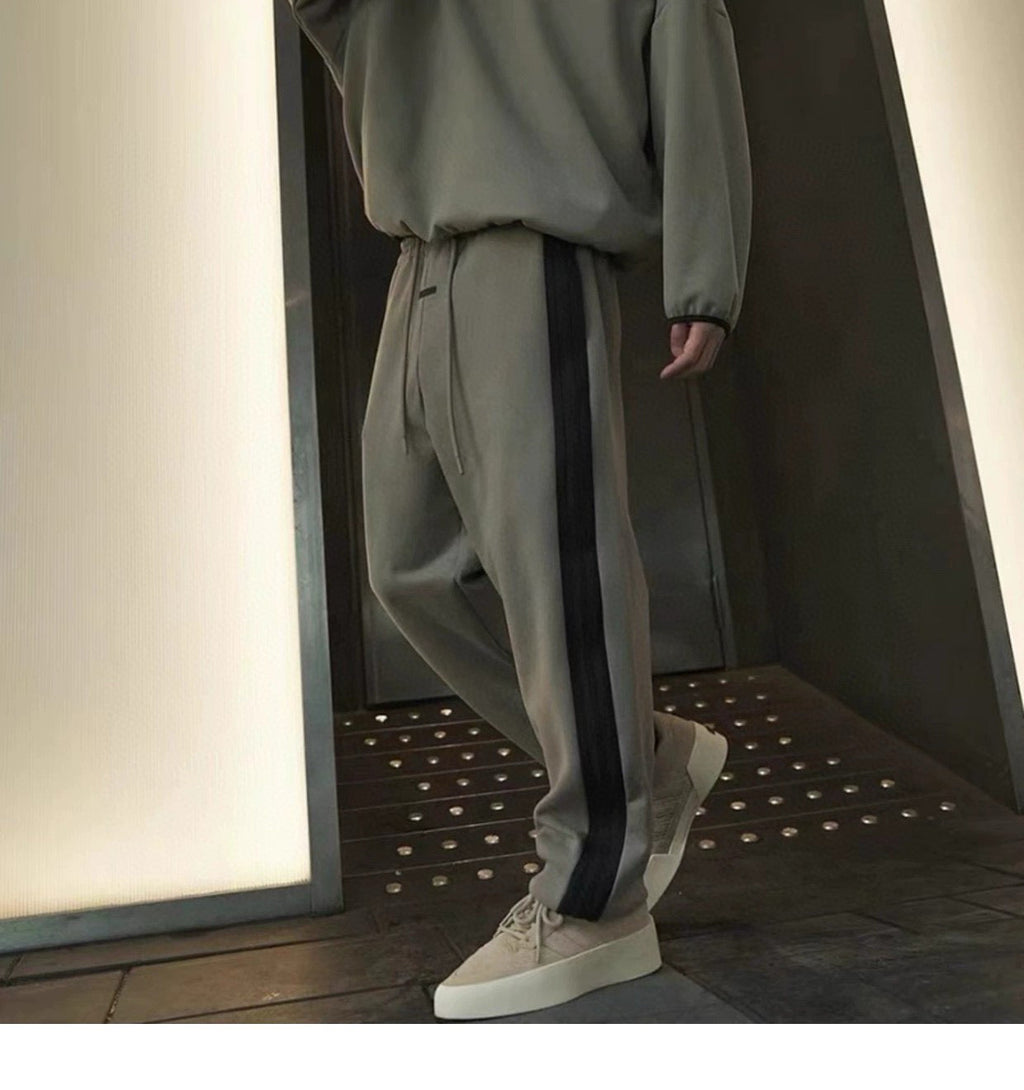 Fear of God ESSENTIALS Baggy Sweatpants — view 7