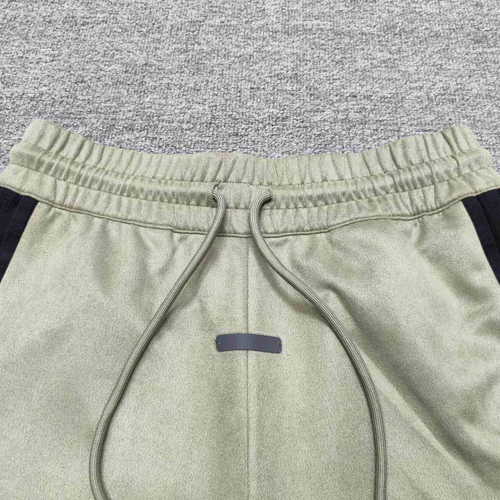 Fear of God ESSENTIALS Baggy Sweatpants — view 9