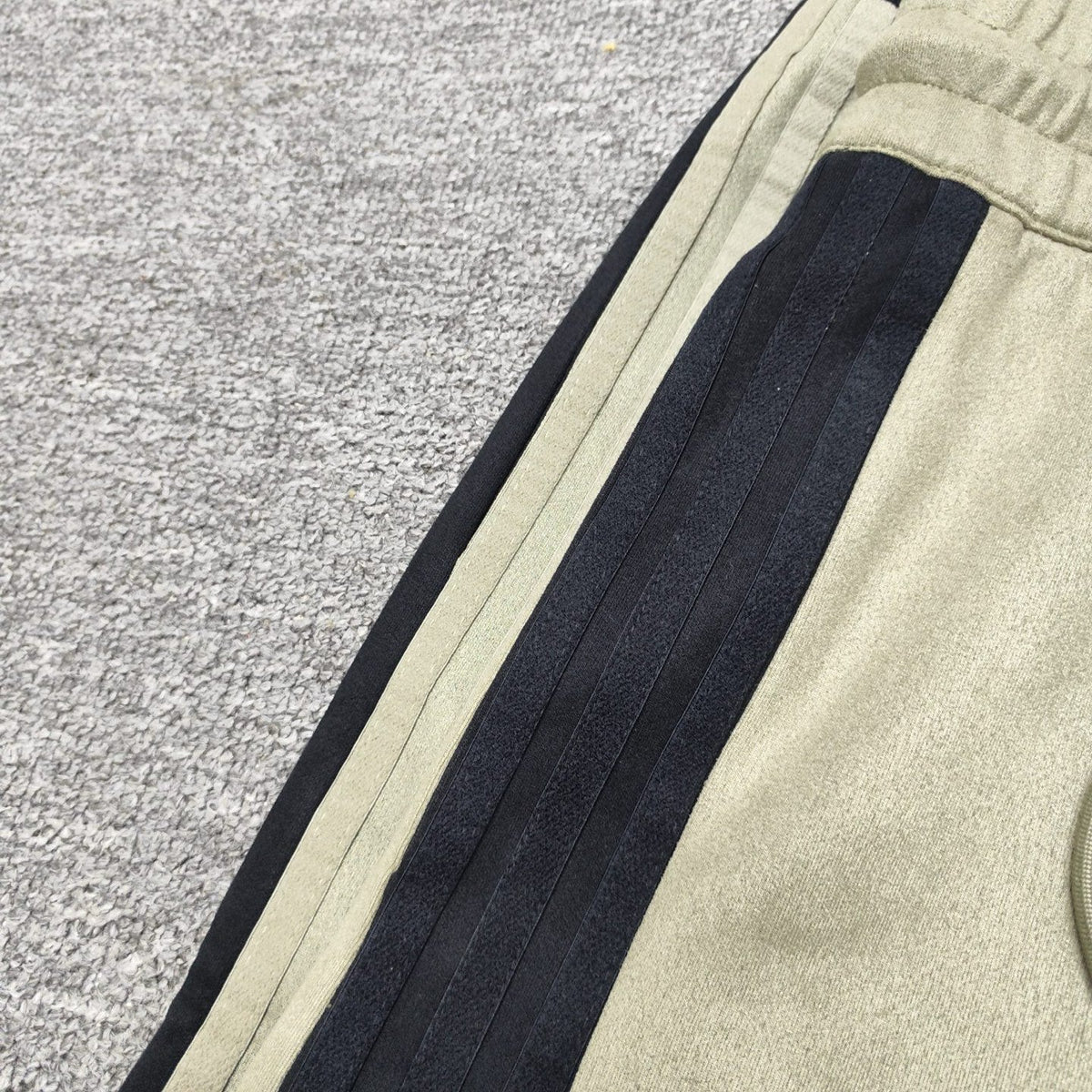 Fear of God ESSENTIALS Baggy Sweatpants — view 14