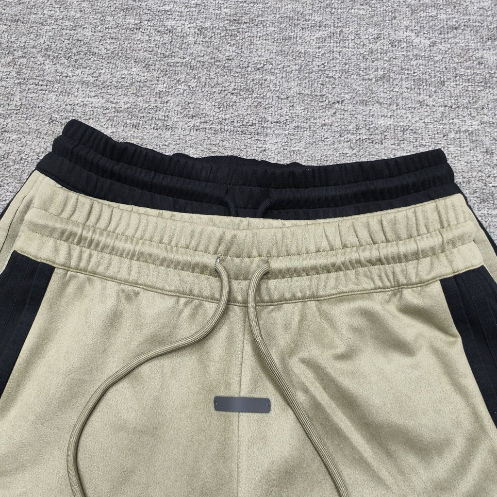 Fear of God ESSENTIALS Baggy Sweatpants — view 15